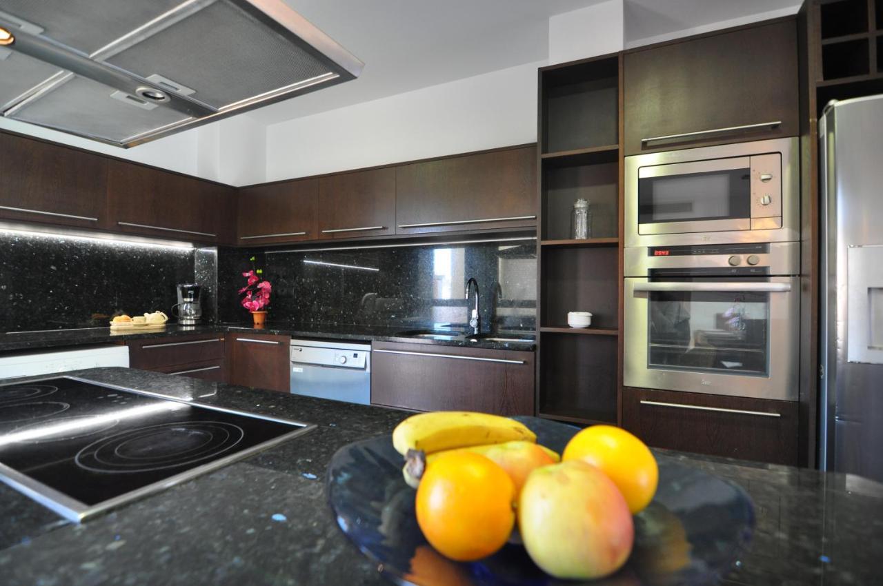 Rnet - Apartments Roses Centre Экстерьер фото