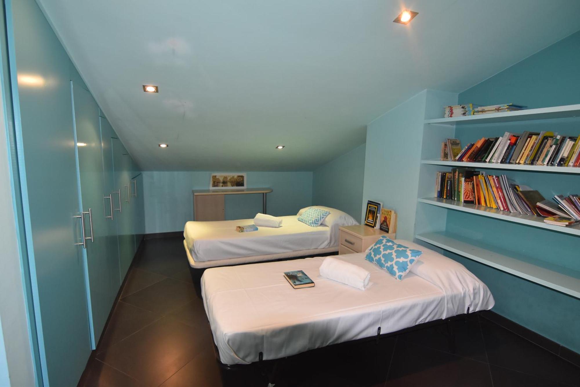 Rnet - Apartments Roses Centre Экстерьер фото